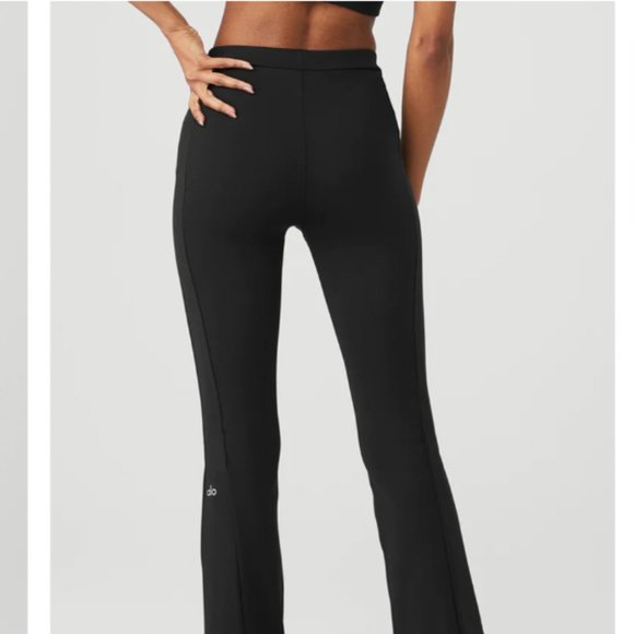 NWOT Alo HIGH-WAIST 7/8 ZIP IT FLARE LEGGING - Picture 4 of 4